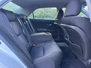Toyota Crown 2009 White