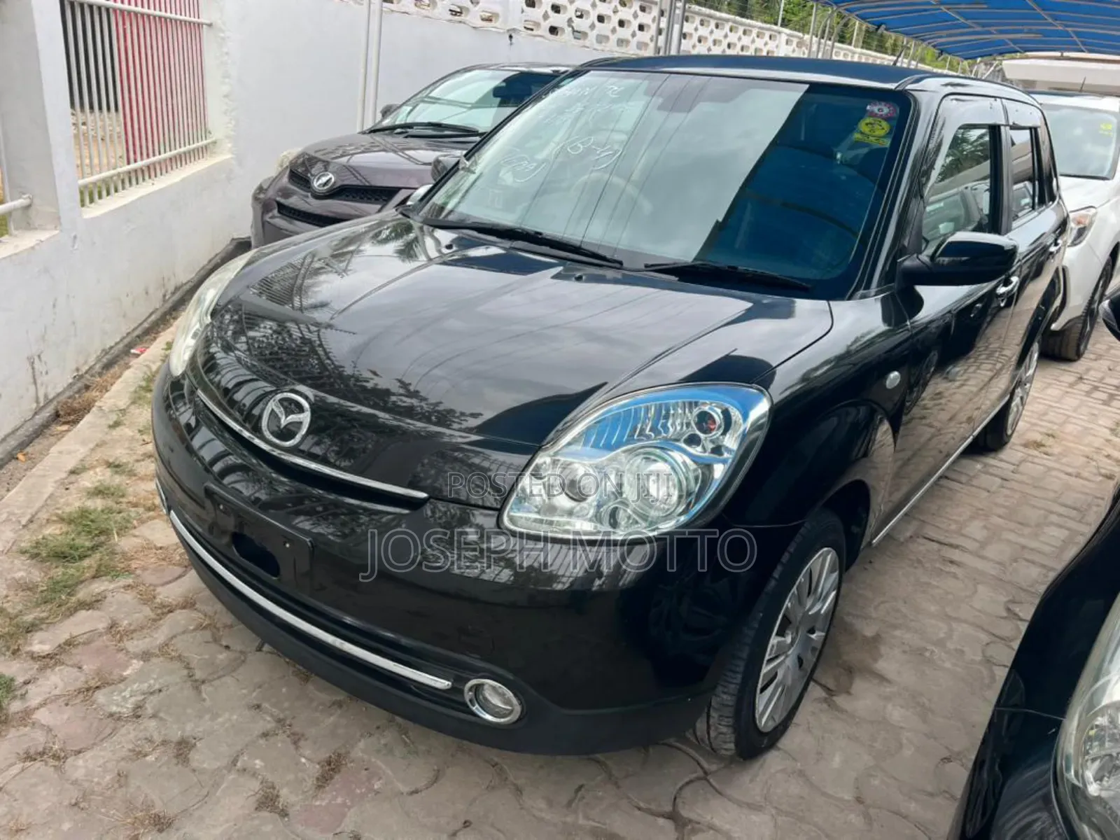 Mazda Verisa 2010 Black