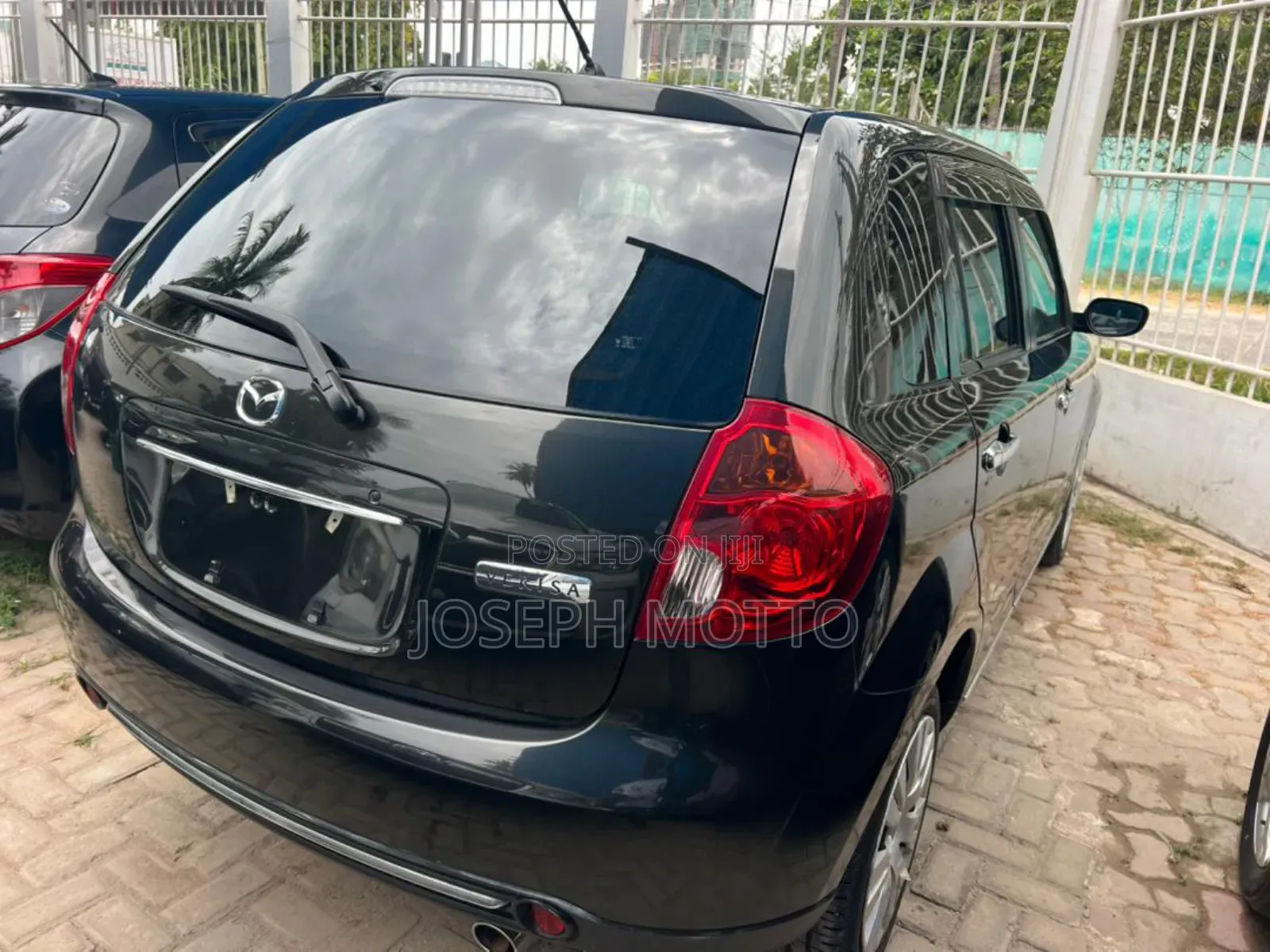 Mazda Verisa 2010 Black