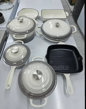 Cast Iron Cooking Pots