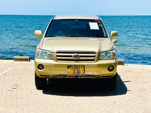 Toyota Kluger 2003 Gold