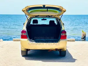 Toyota Kluger 2003 Gold