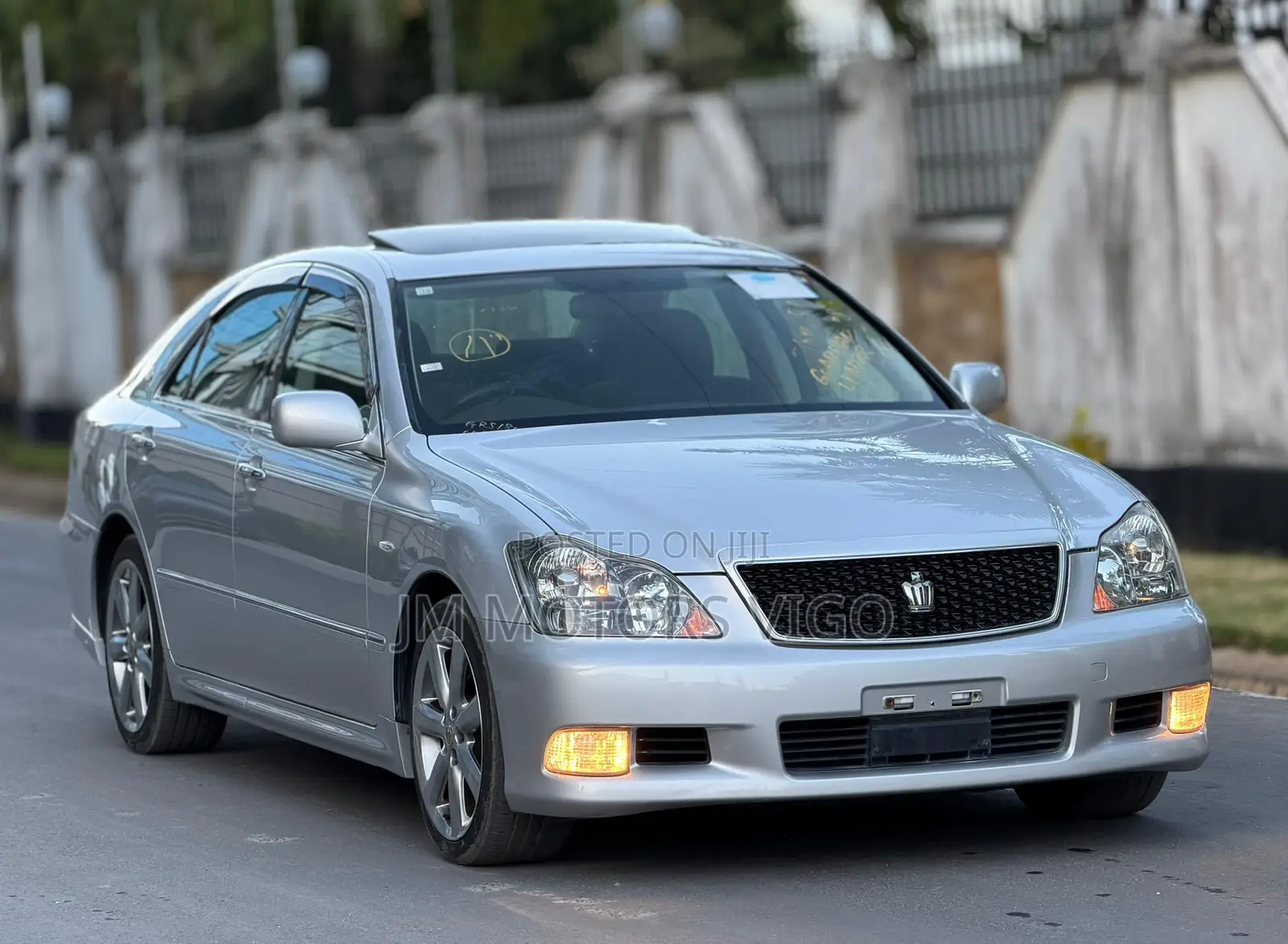 Toyota Crown 2006 Silver