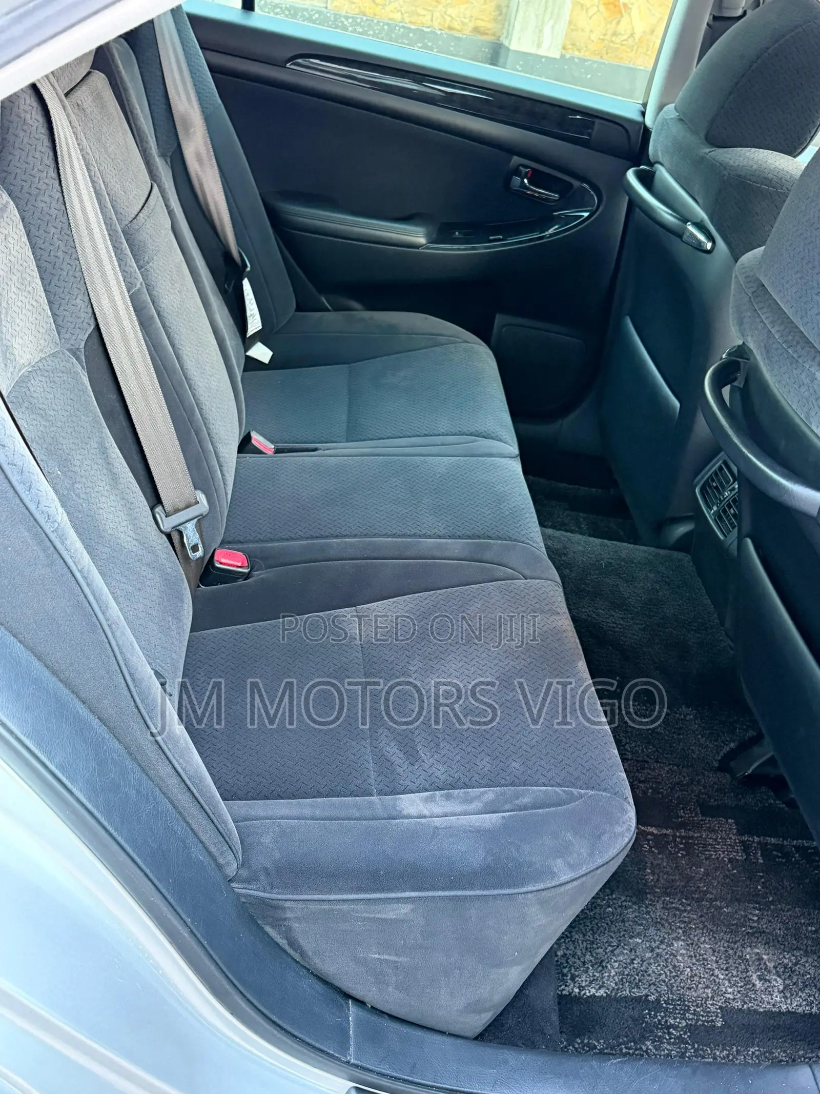 Toyota Crown 2006 Silver