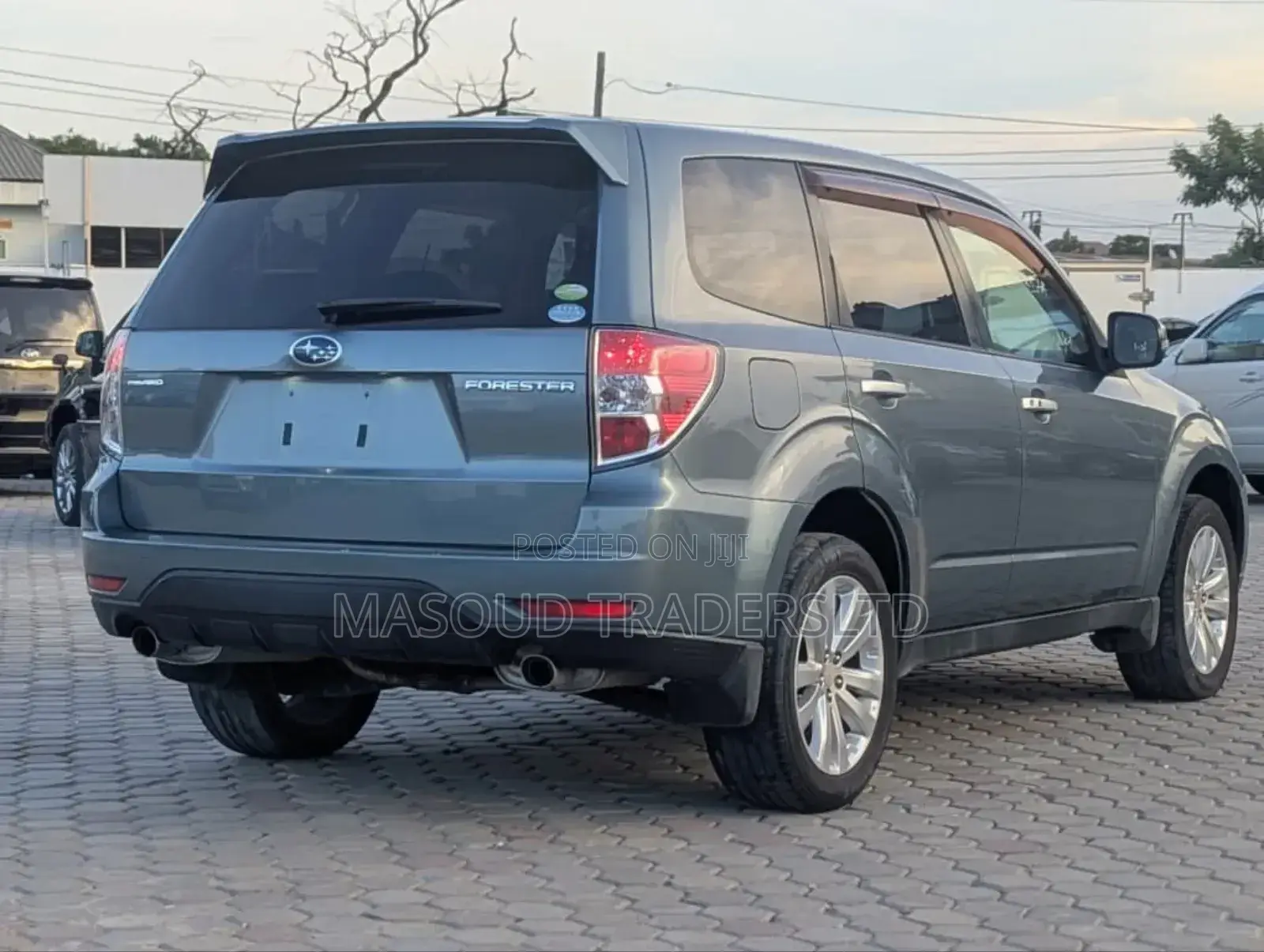 Subaru Forester 2.5X Premium 2010 Gray