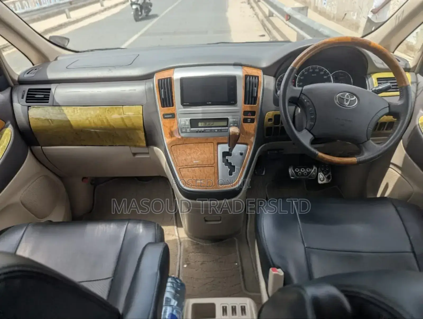 Toyota Alphard 2.4 Petrol AWD 2006 Black