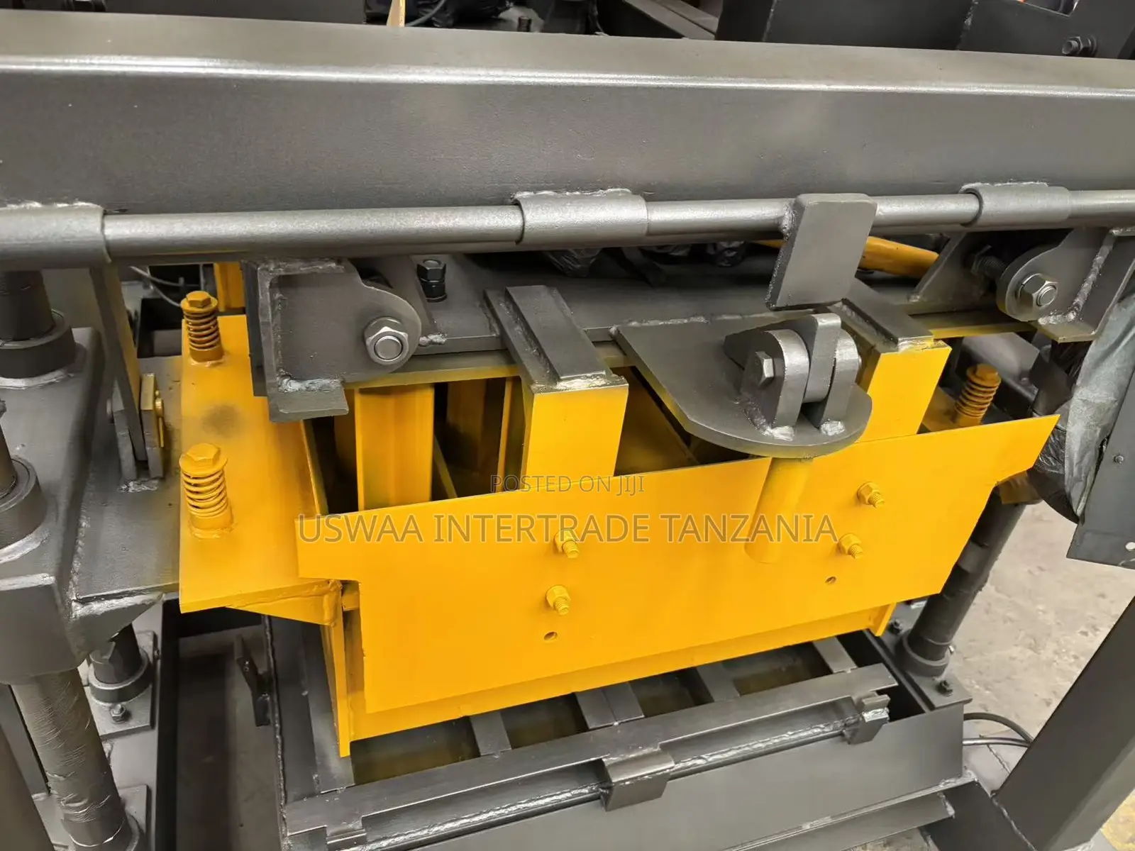 Concrete Block Machine