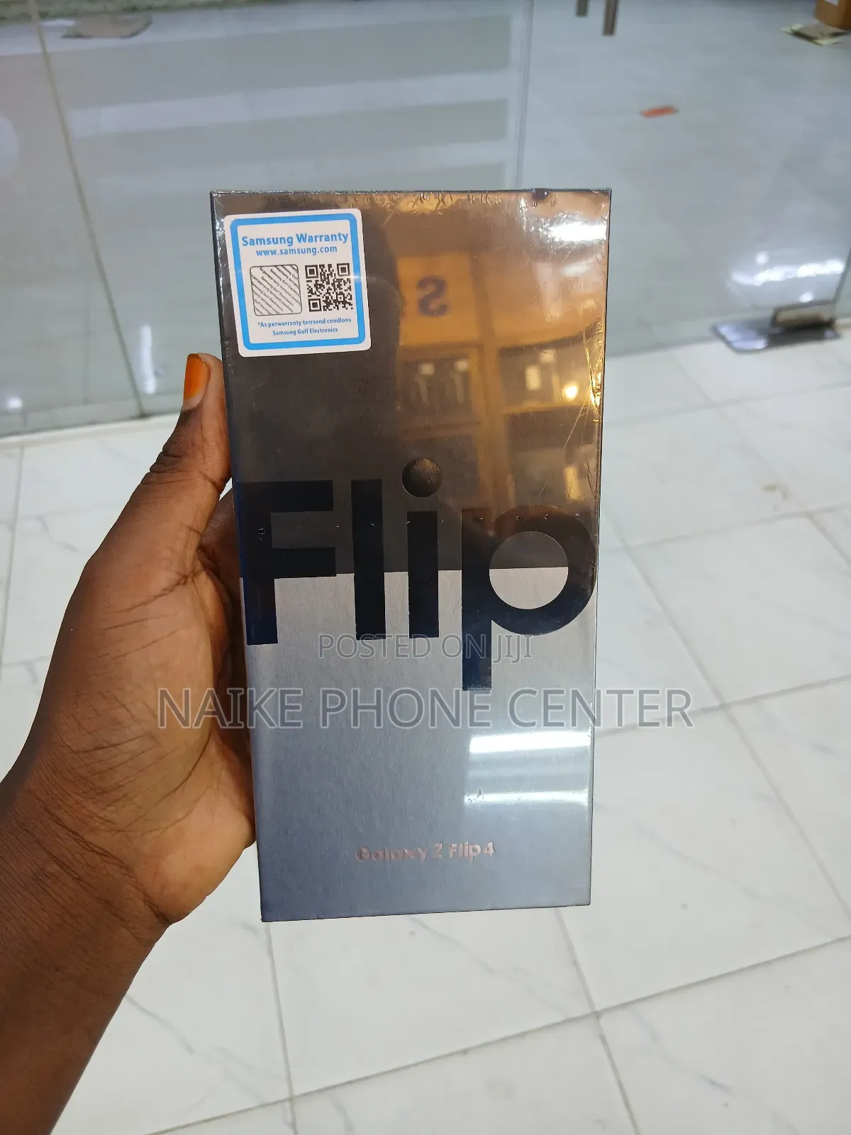 New Samsung Galaxy Z Flip4 128 GB Black