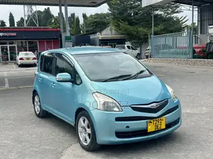 Toyota Ractis 1.5 FWD 2007 Blue