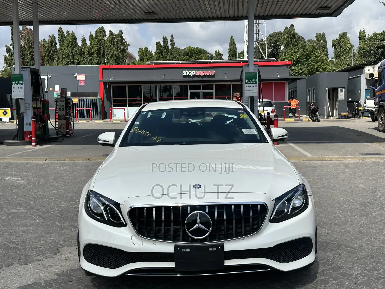 Mercedes-Benz E200 2017 White