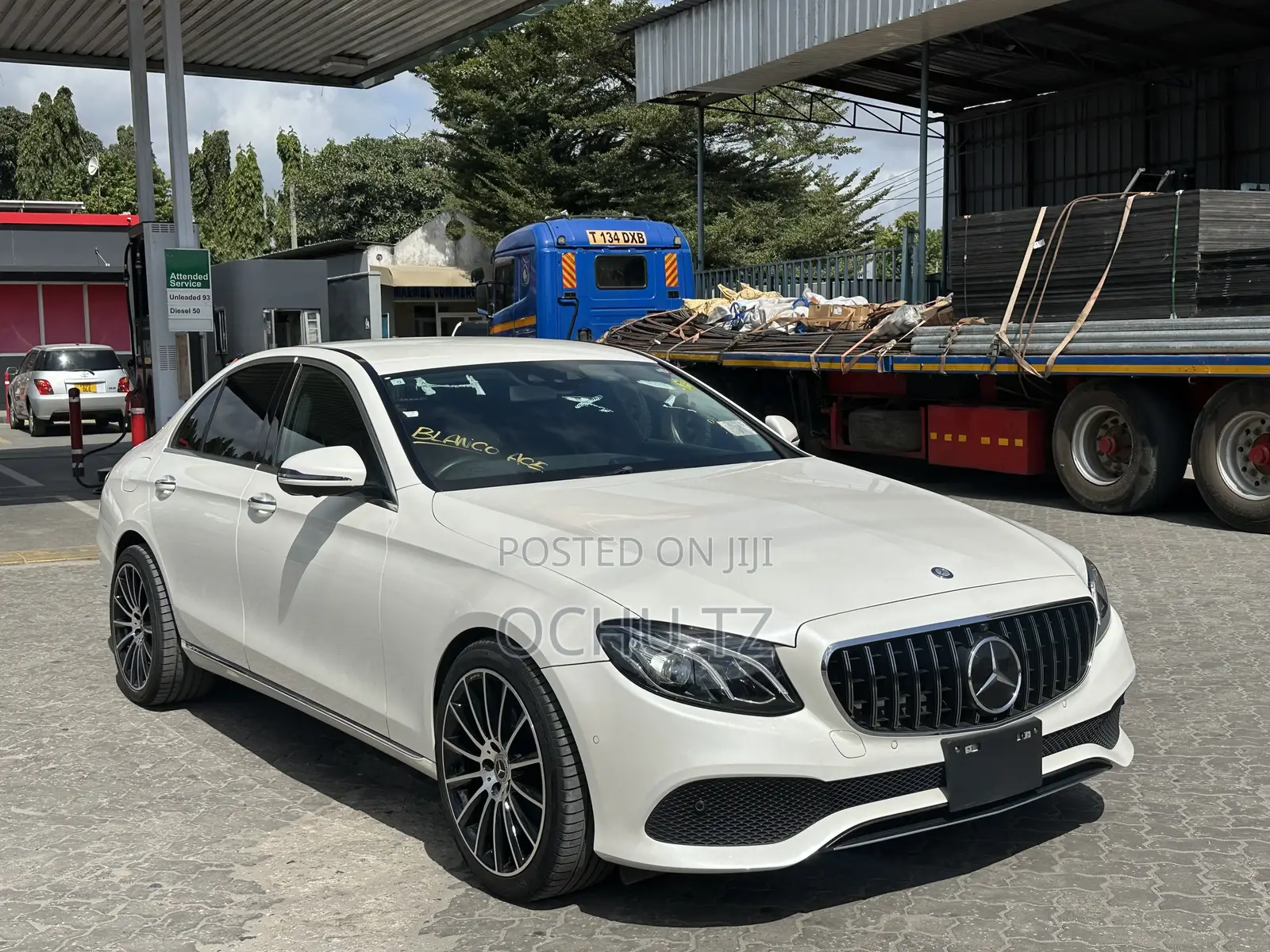 Mercedes-Benz E200 2017 White