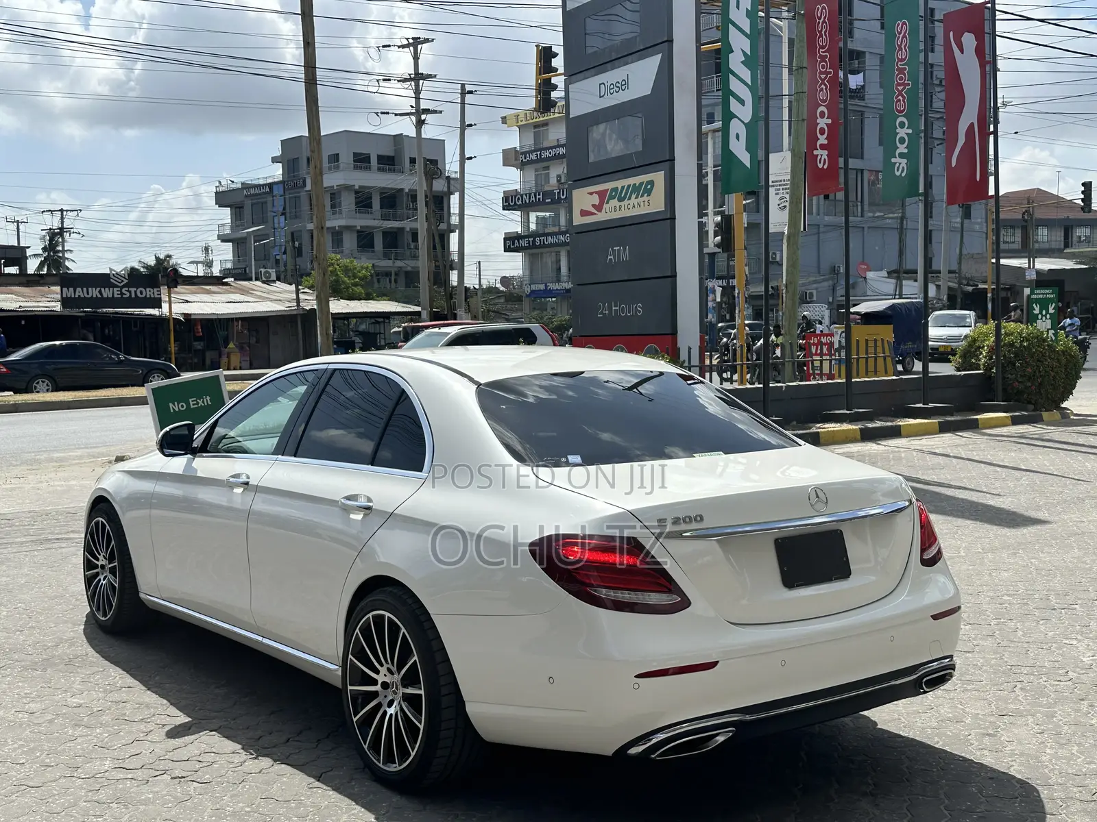 Mercedes-Benz E200 2017 White