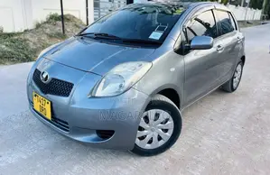 Toyota Vitz 2006 Gray