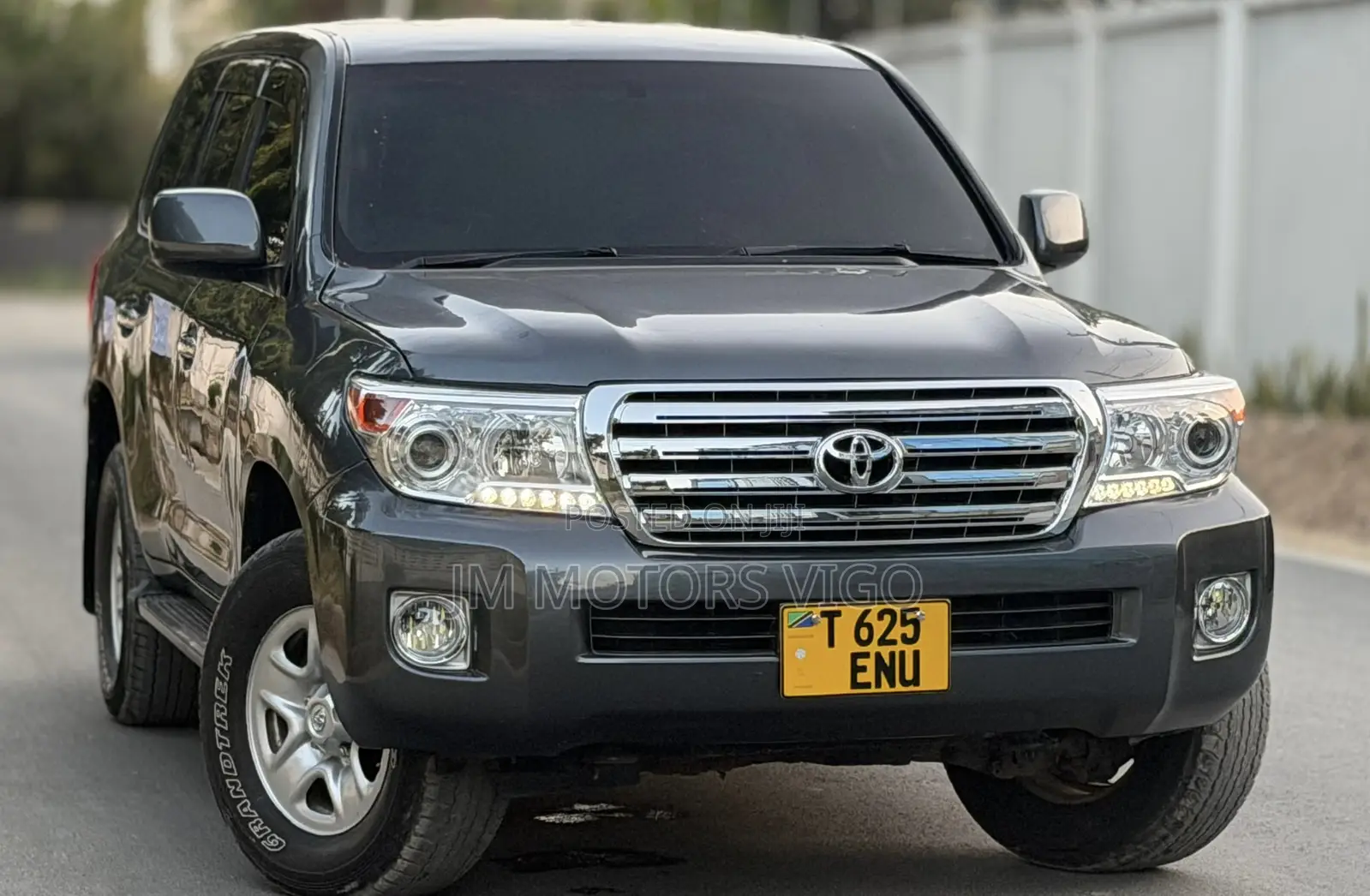 Toyota Land Cruiser 2013 Gray