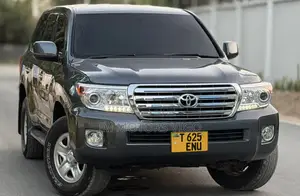 Toyota Land Cruiser 2013 Gray