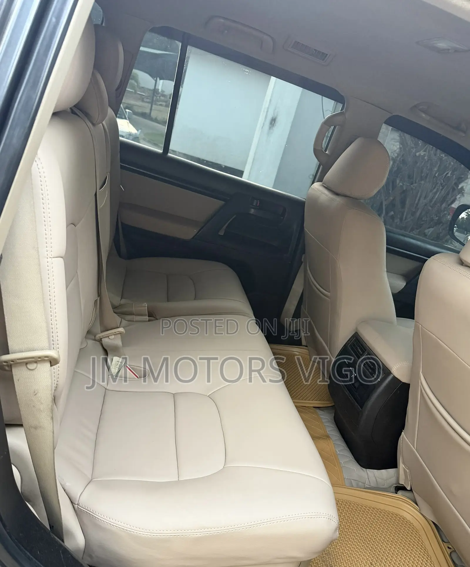 Toyota Land Cruiser 2013 Gray