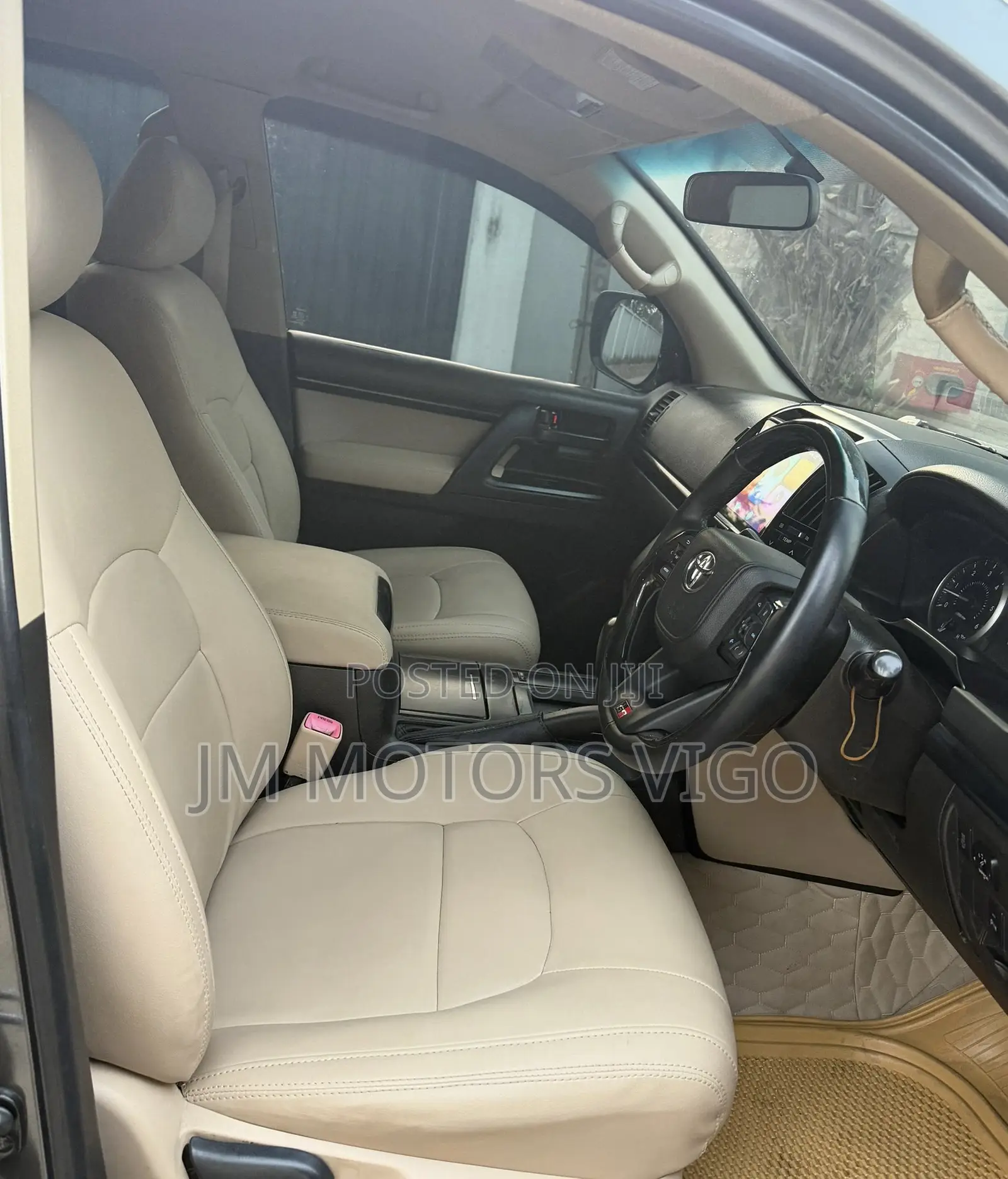 Toyota Land Cruiser 2013 Gray