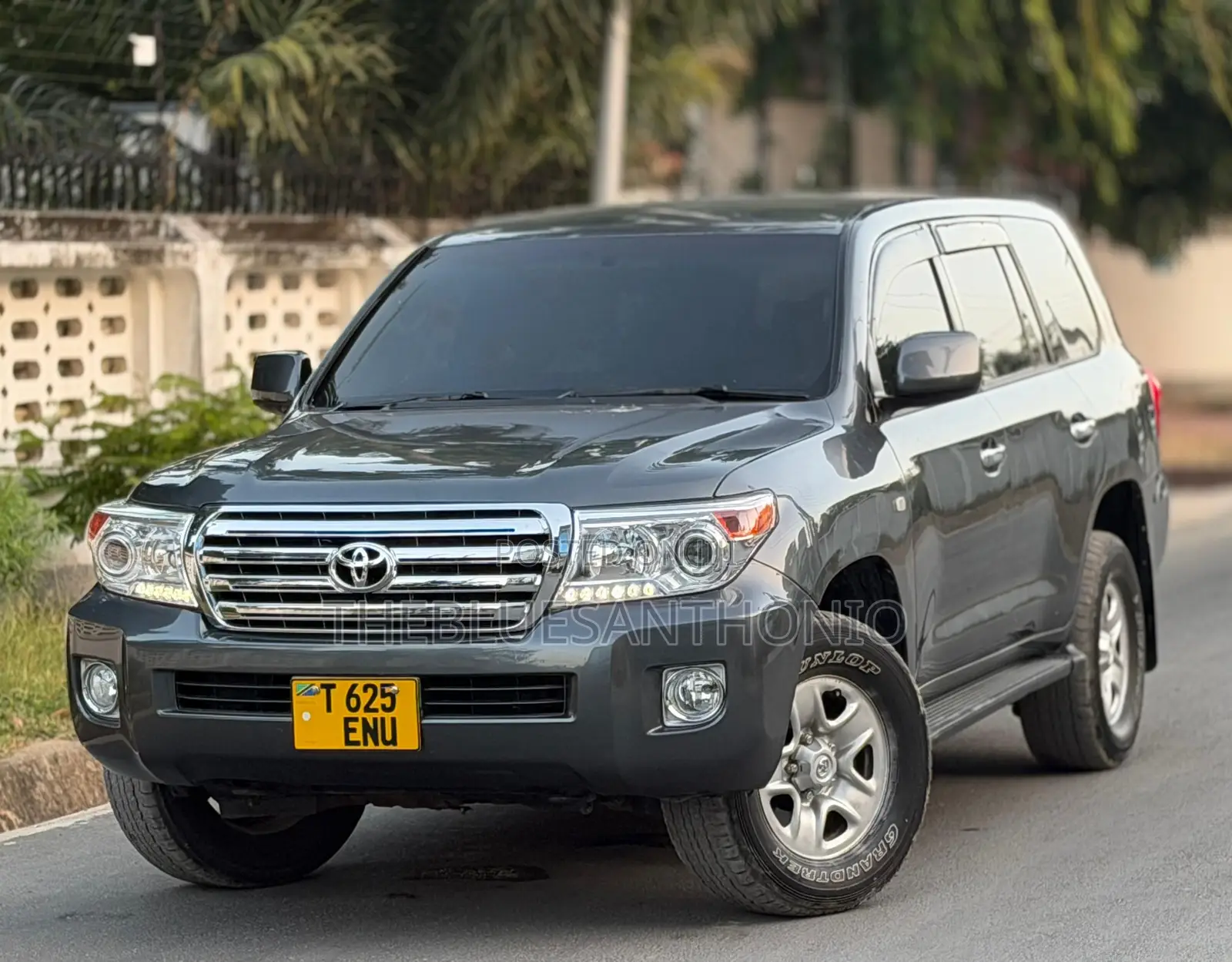 Toyota Land Cruiser 2013 Gray