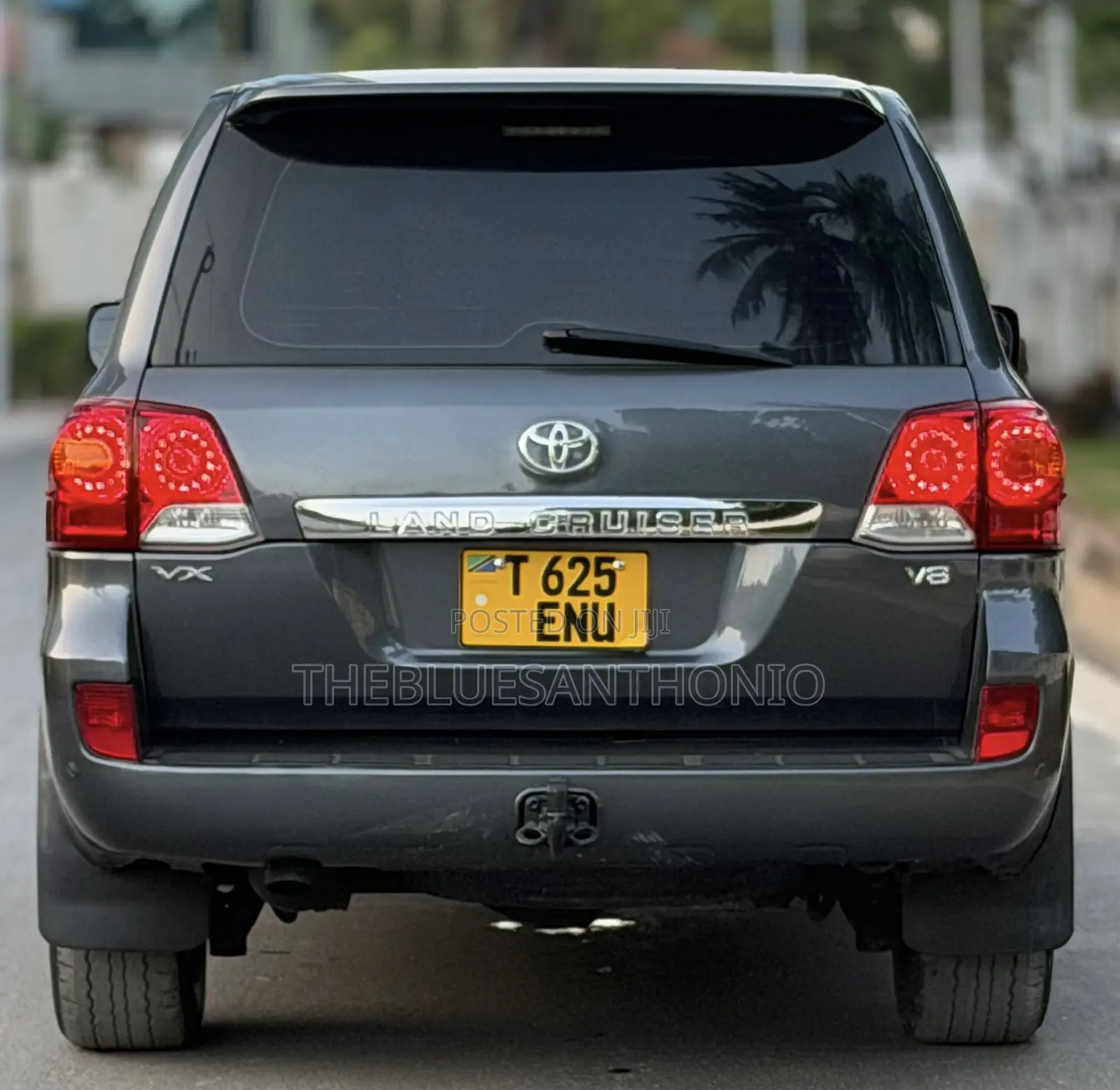 Toyota Land Cruiser 2013 Gray