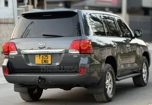 Toyota Land Cruiser 2013 Gray