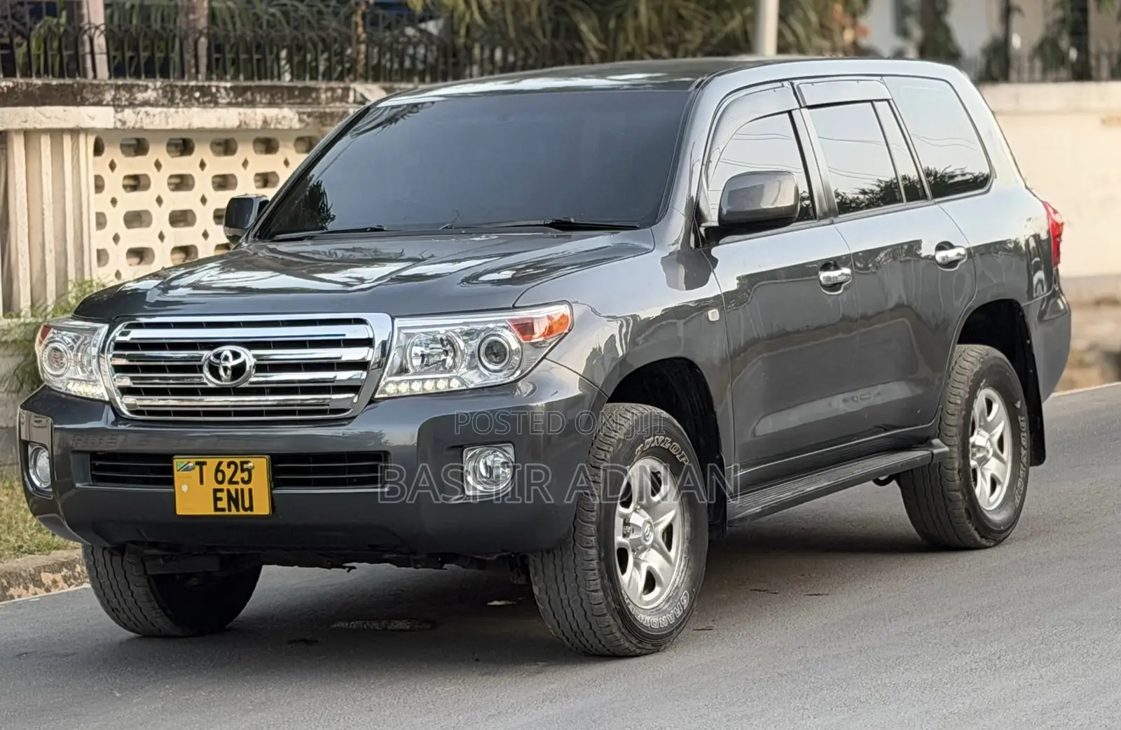 Toyota Land Cruiser 2013 Gray