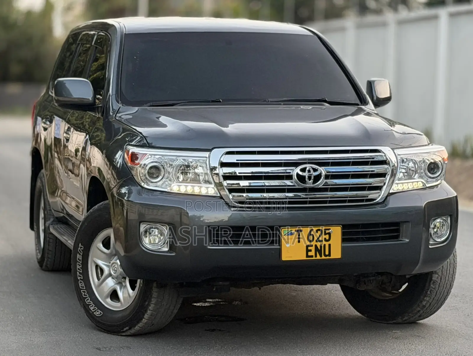 Toyota Land Cruiser 2013 Gray