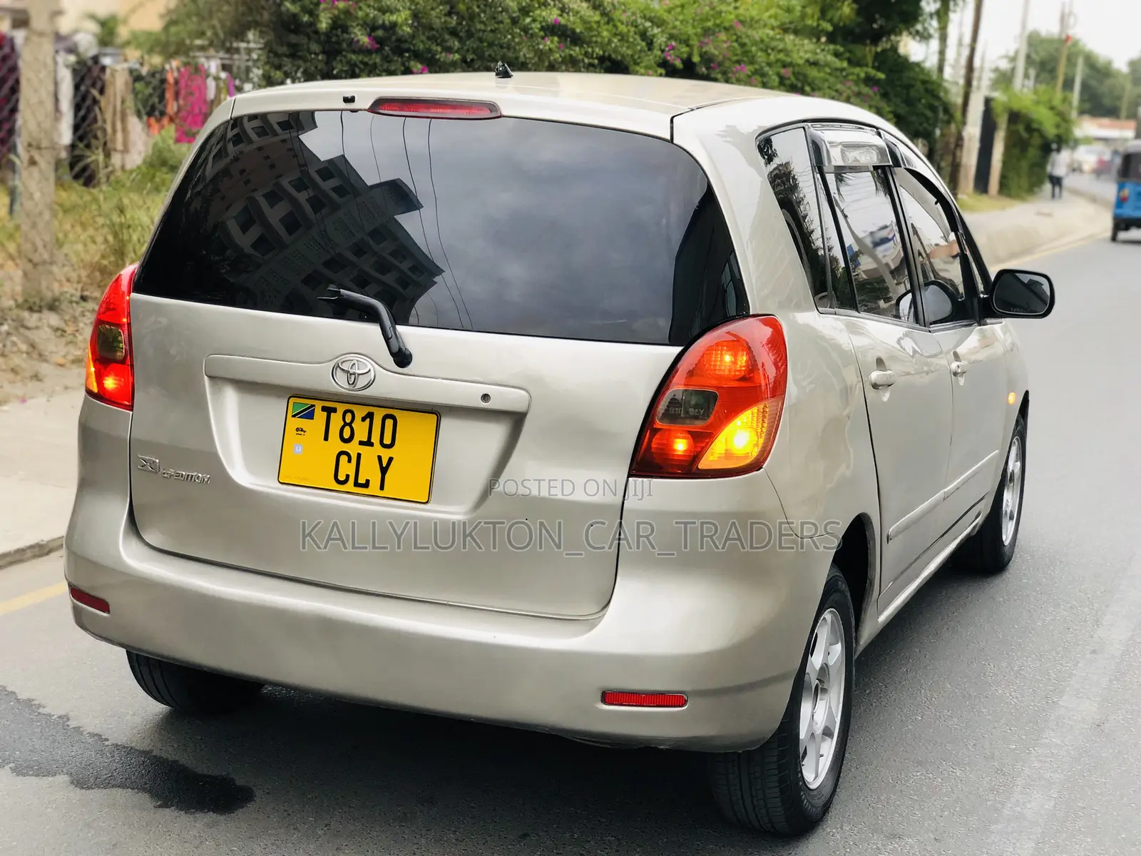 Toyota Corolla Spacio 2004 Gold
