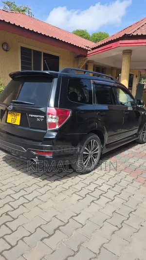 Subaru Forester 2.0D XS 2010 Black