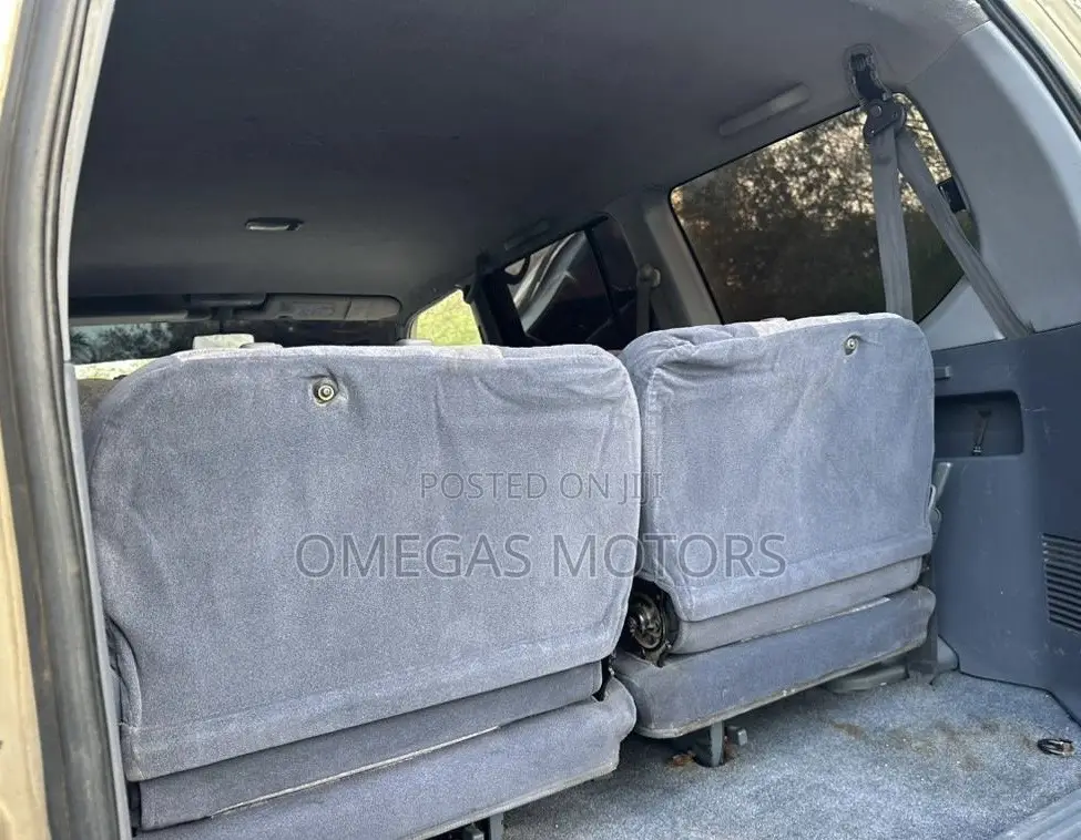 Toyota Land Cruiser Prado 2001 Gold