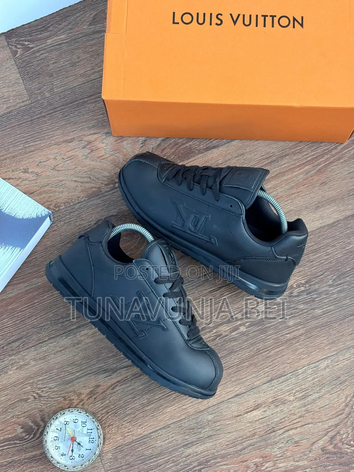 Lv Buttersoft Sneakers