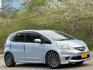 Honda Fit Automatic 2010 Blue