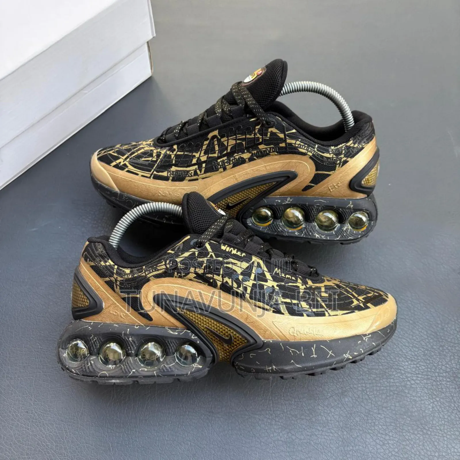 Nike Dn Sneakers Full Box