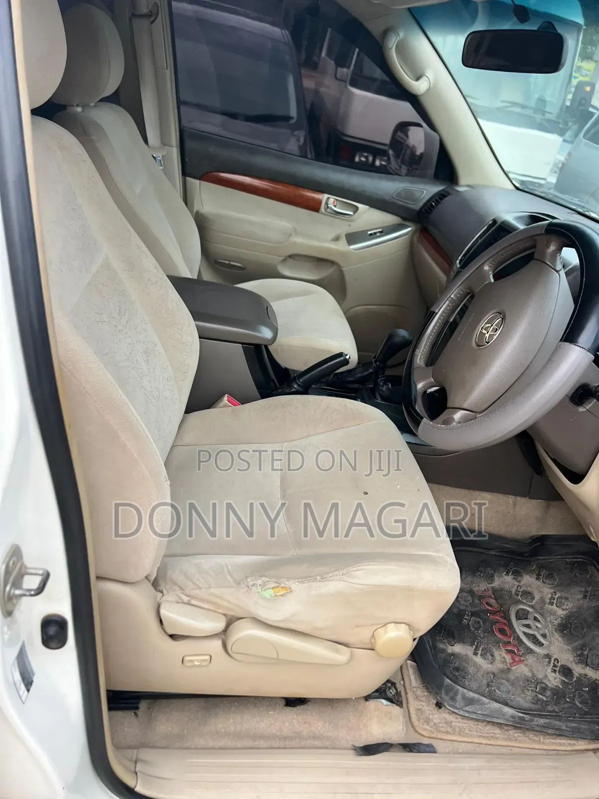 Toyota Land Cruiser Prado 2005 White
