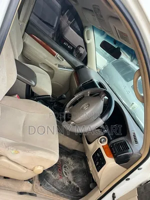 Toyota Land Cruiser Prado 2005 White