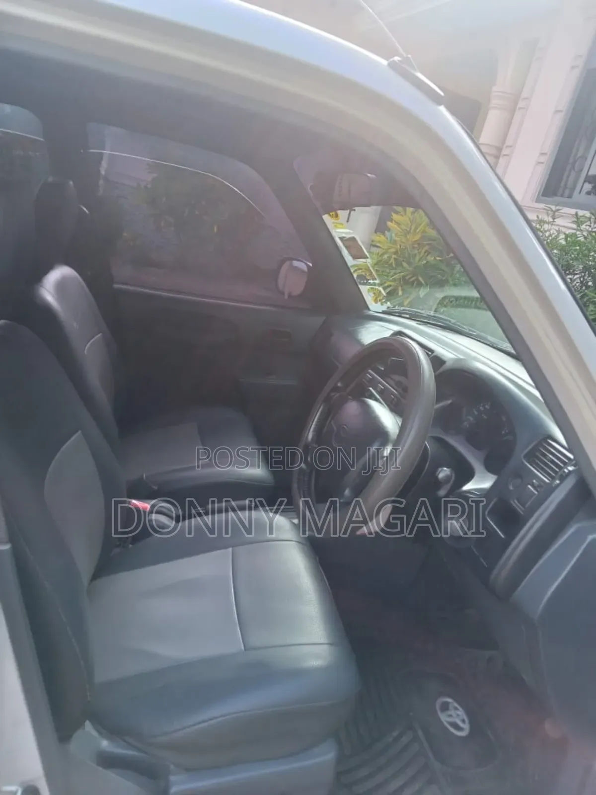 Toyota RAV4 2004 White