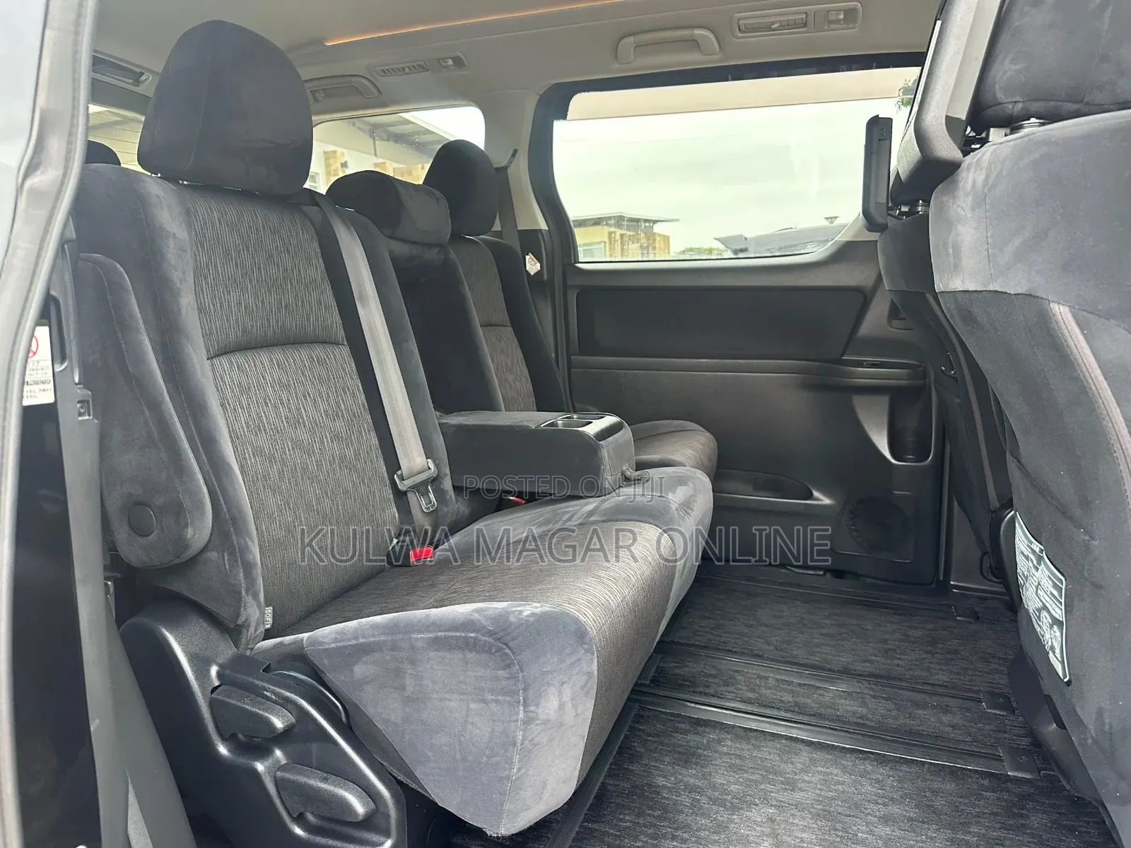 Toyota Alphard 2006 Black