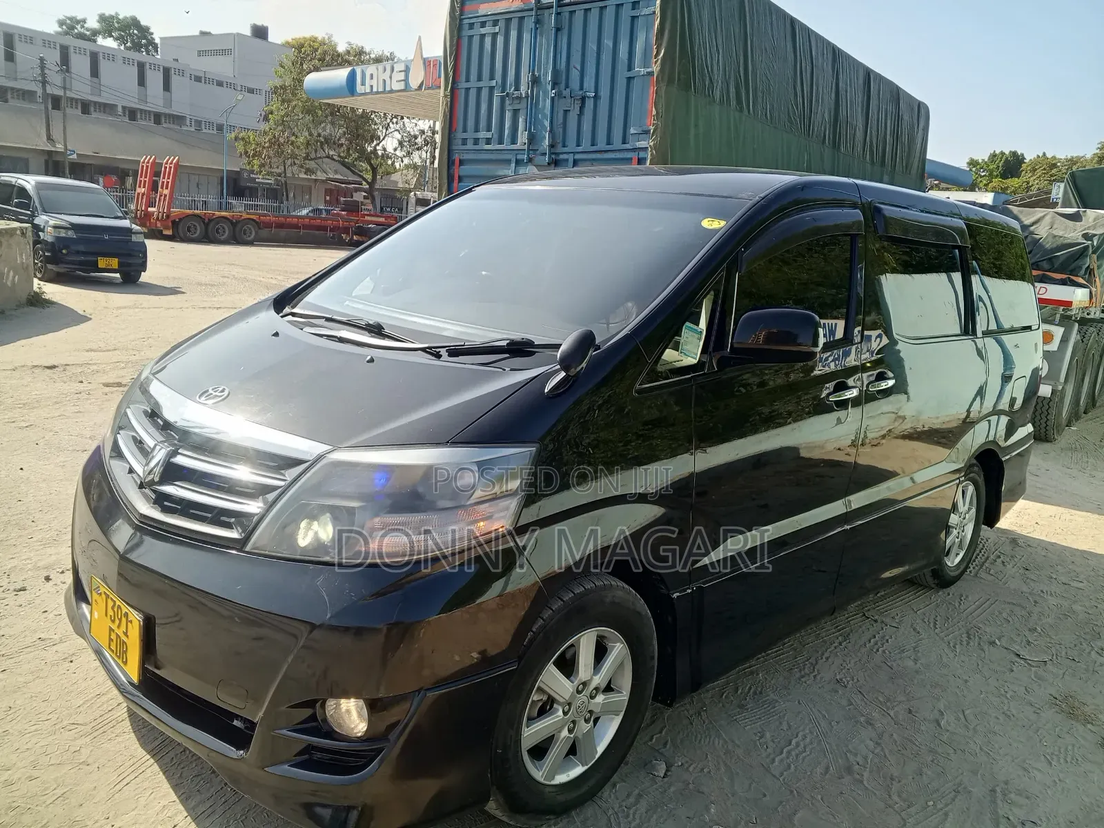 Toyota Alphard 2.4 Petrol AWD 2006 Black