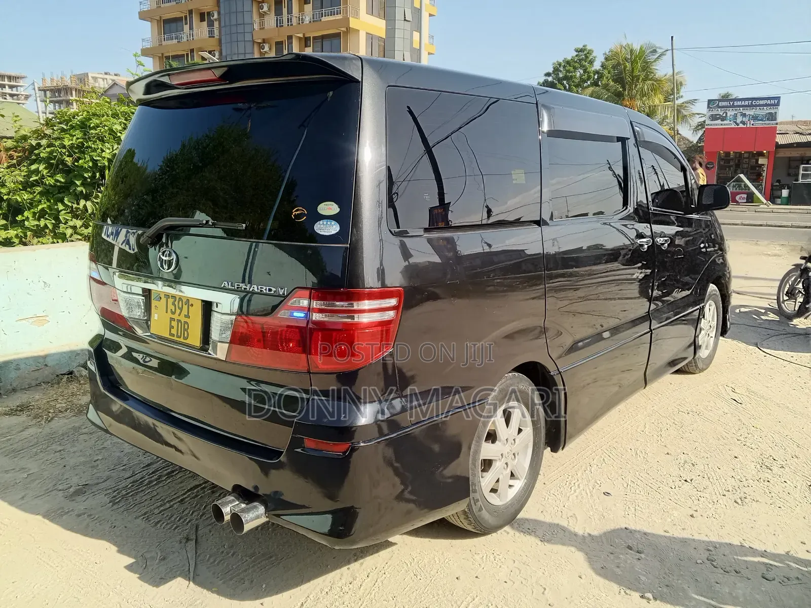 Toyota Alphard 2.4 Petrol AWD 2006 Black