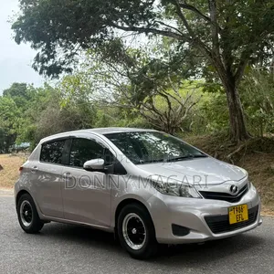 Toyota Vitz 1.0 FWD 3dr 2006 Silver