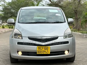 Toyota Ractis 2007 Gray