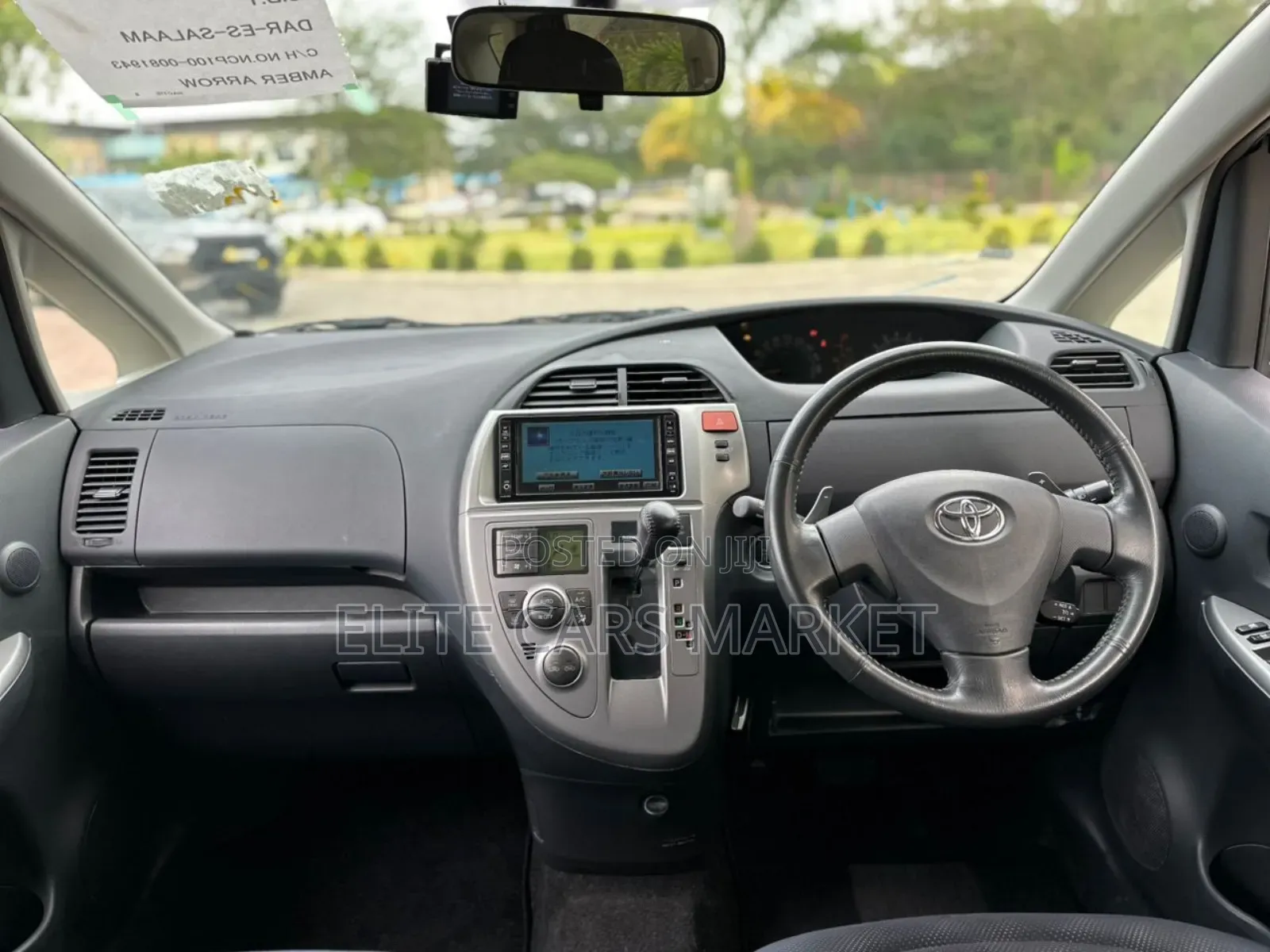 Toyota Ractis 2007 Gray