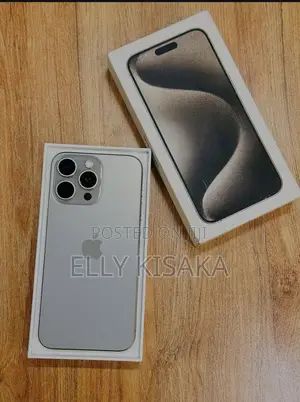 New Apple iPhone 15 Pro Max 256 GB Silver
