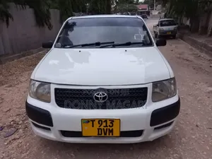 Toyota Probox 2005 White