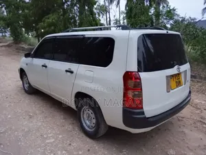 Toyota Probox 2005 White