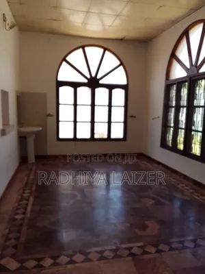 3bdrm House in Mlalakuwa Bridge, Mikocheni for rent