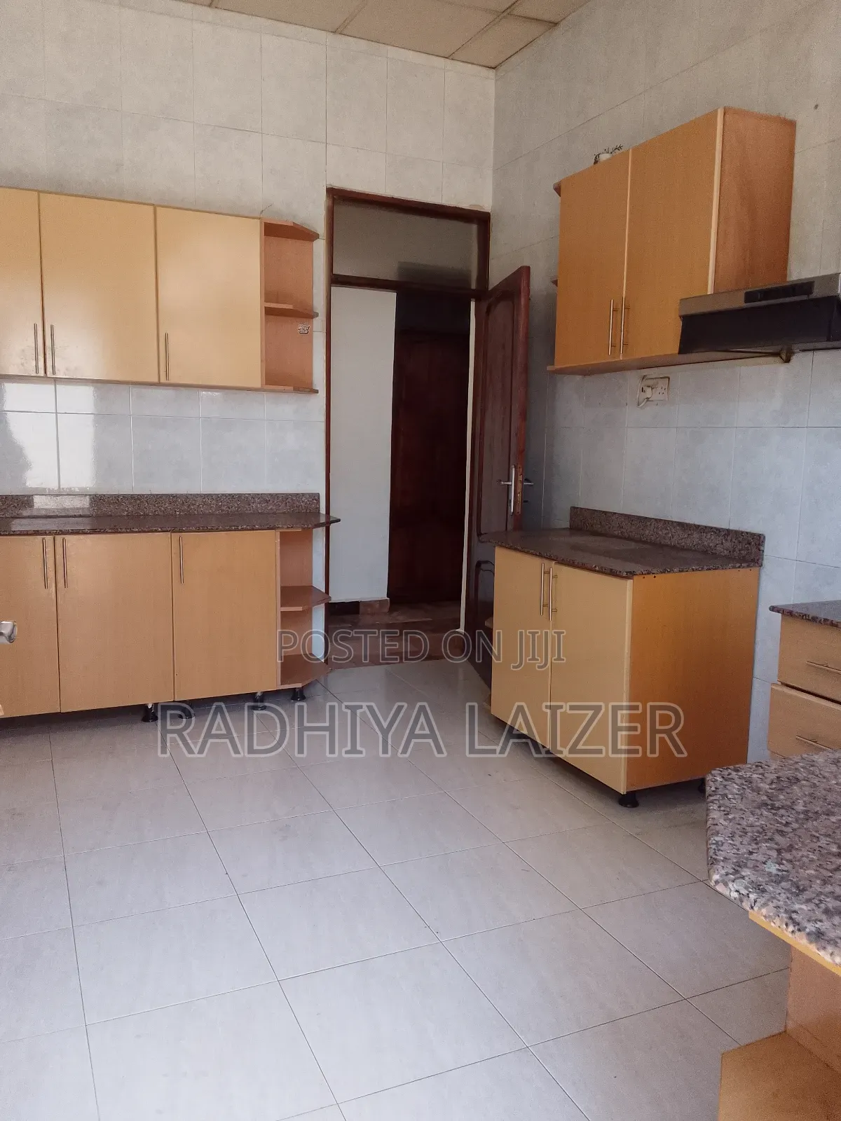 3bdrm House in Mlalakuwa Bridge, Mikocheni for rent