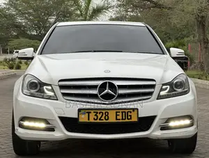 Mercedes-Benz C-Class C 180 (C204) 2012 White