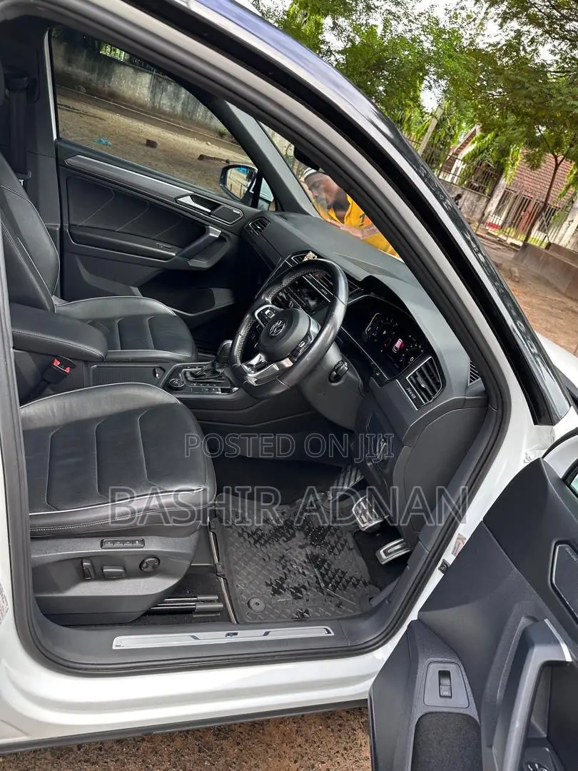 Volkswagen Tiguan 2.0T S AWD 4MOTION 2020 White