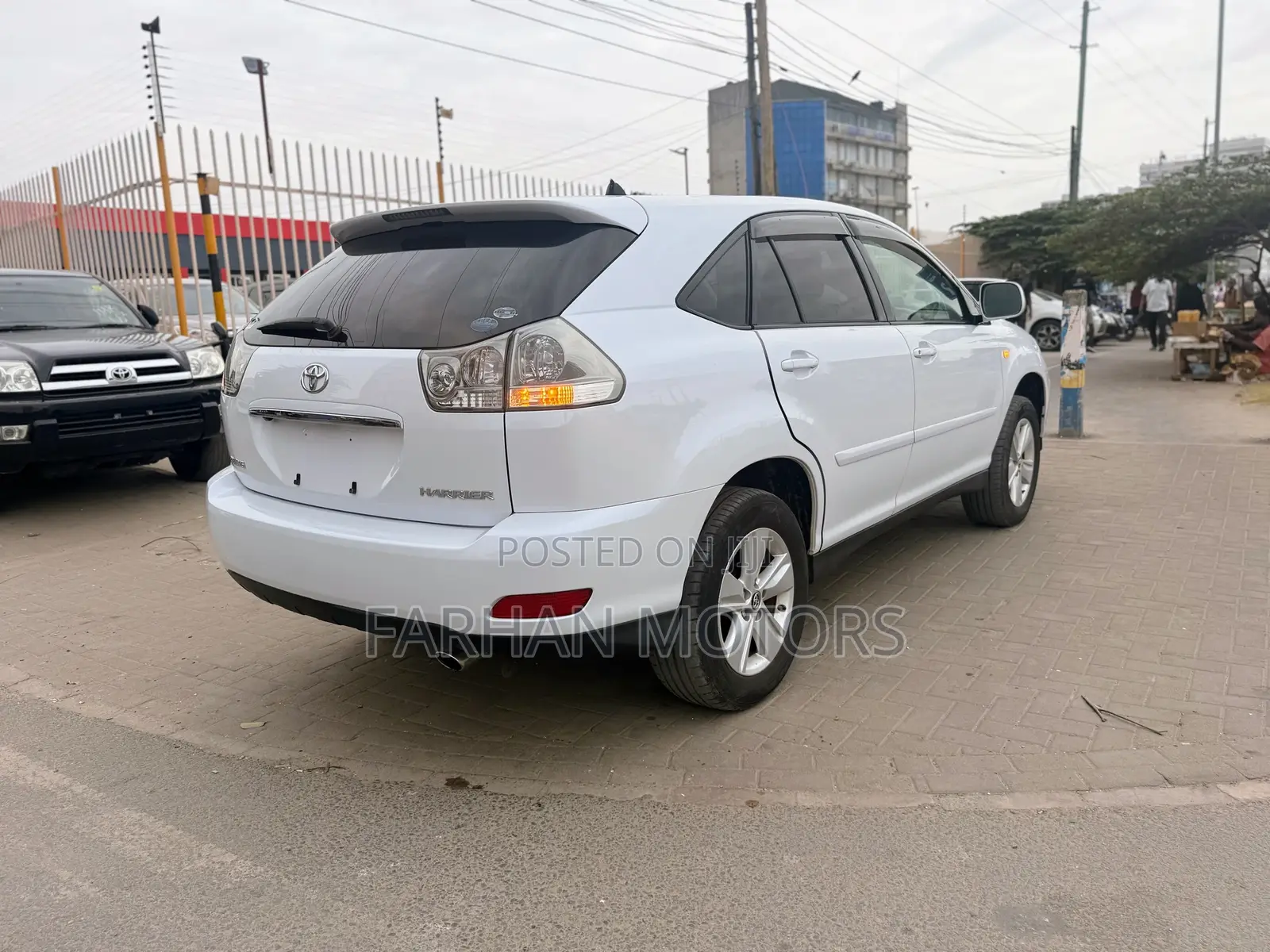 Toyota Harrier 2.4 4WD 2006 White