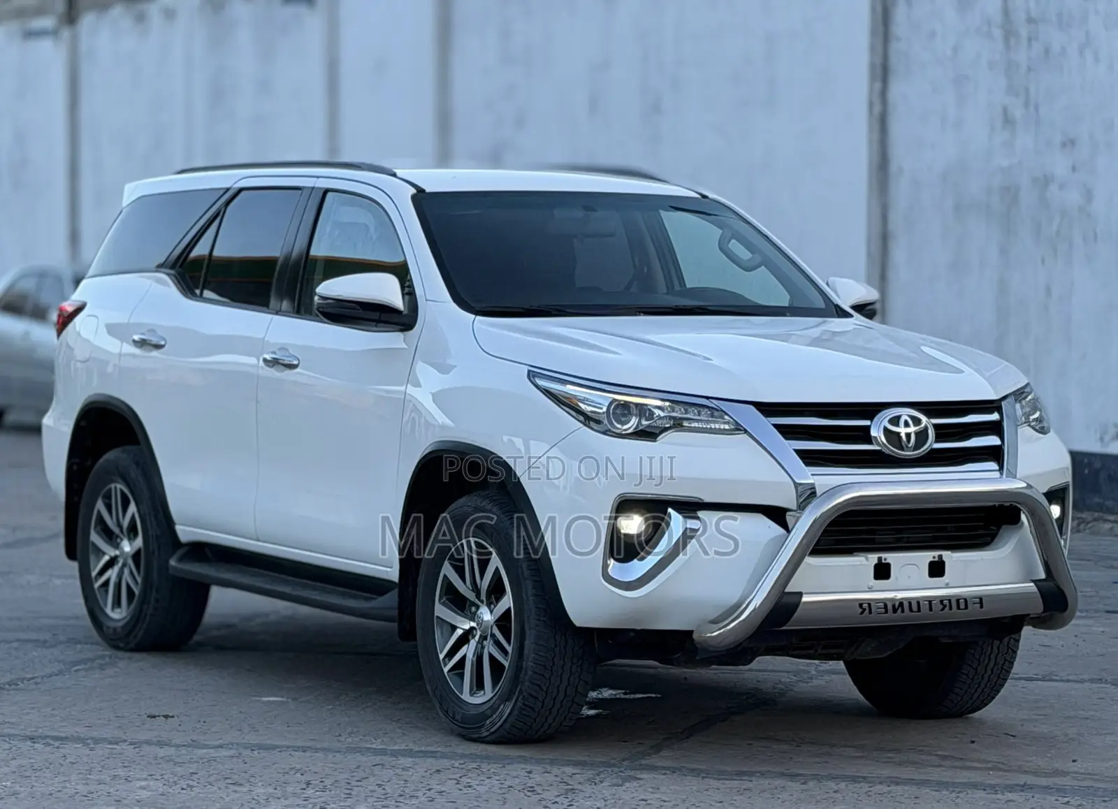 Toyota Fortuner 2.8 D AWD 2019 White